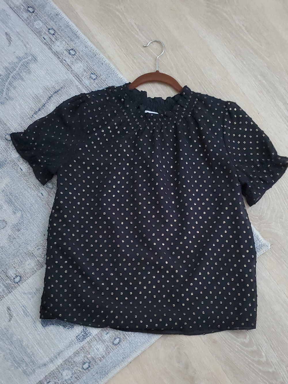 J. Crew Black Short-Sleeve Gold Metallic Dot-Print Ruffled Neck Women's Top SzXS